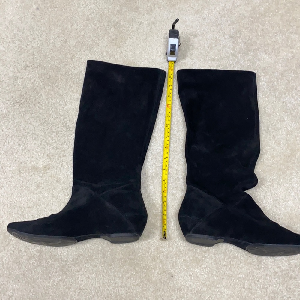 Kenneth Cole Reaction black suede boot
